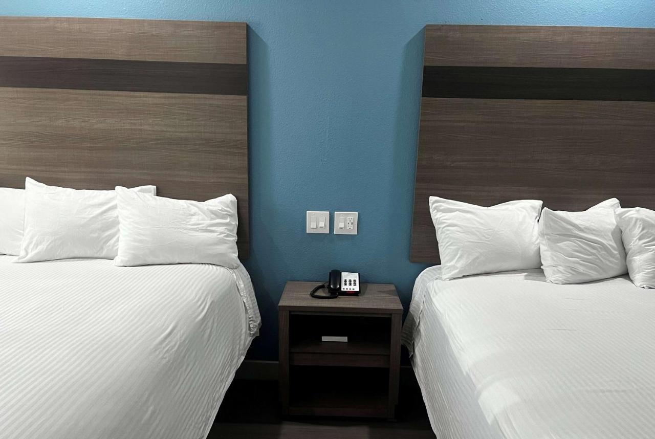 Baymont By Wyndham Freeport Texas Ξενοδοχείο Εξωτερικό φωτογραφία