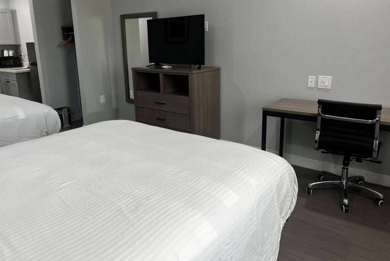 Baymont By Wyndham Freeport Texas Ξενοδοχείο Εξωτερικό φωτογραφία
