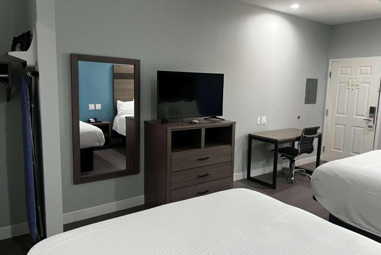 Baymont By Wyndham Freeport Texas Ξενοδοχείο Εξωτερικό φωτογραφία