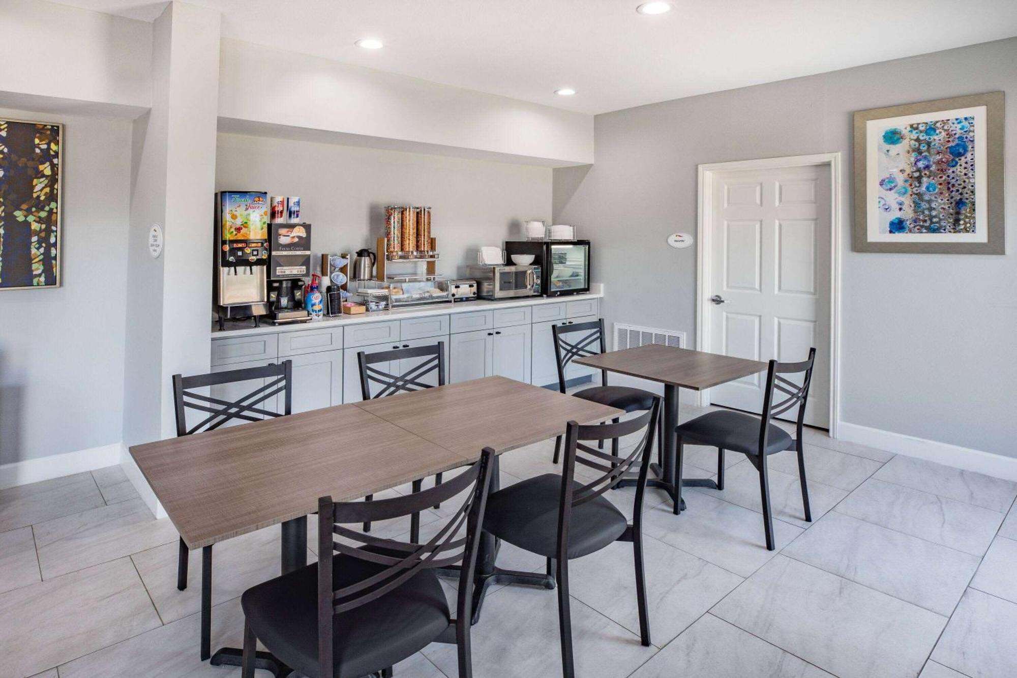 Baymont By Wyndham Freeport Texas Ξενοδοχείο Εξωτερικό φωτογραφία